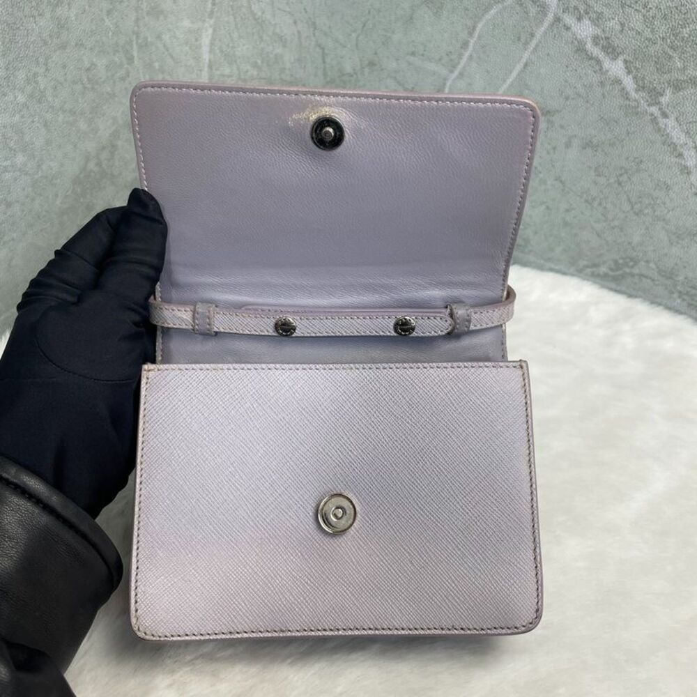 Prada Women Pre-Loved Bag Very Good Condition - Picture 7 of 9